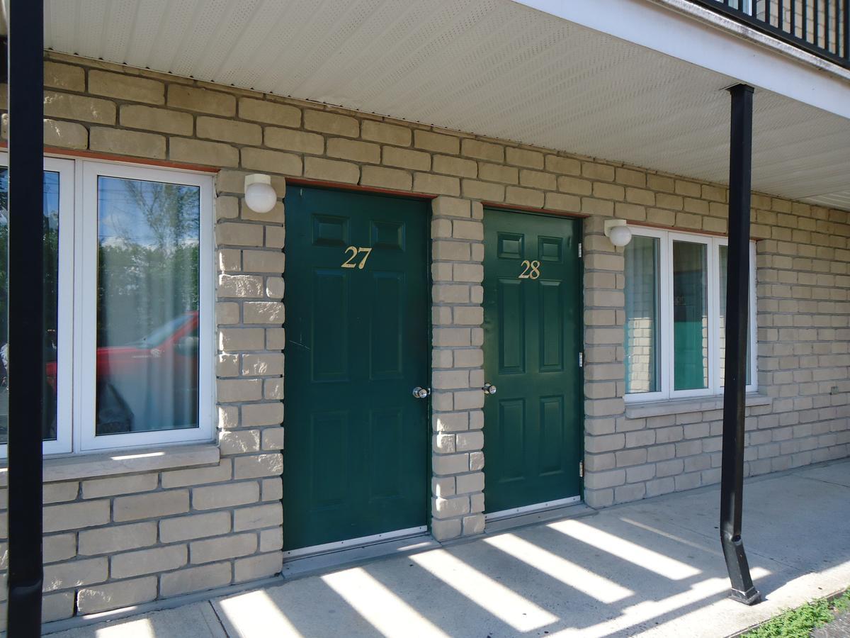Motel Chateauguay Hull Buitenkant foto